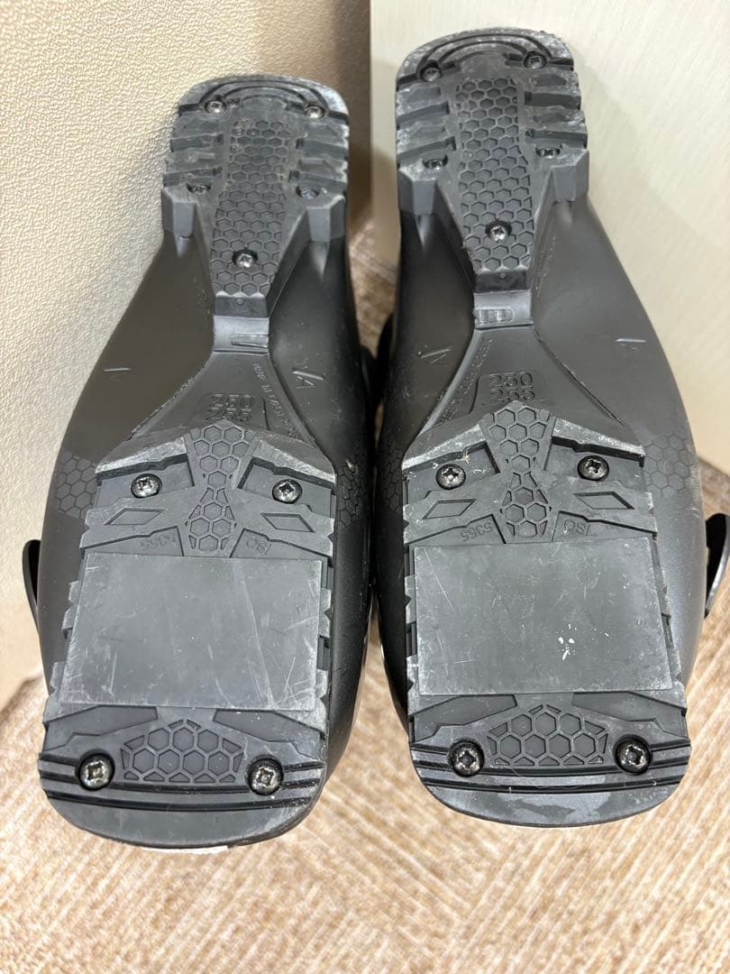 i【最終値下げ】25.5 cm HEADスキーブーツEDGE LYT HV90