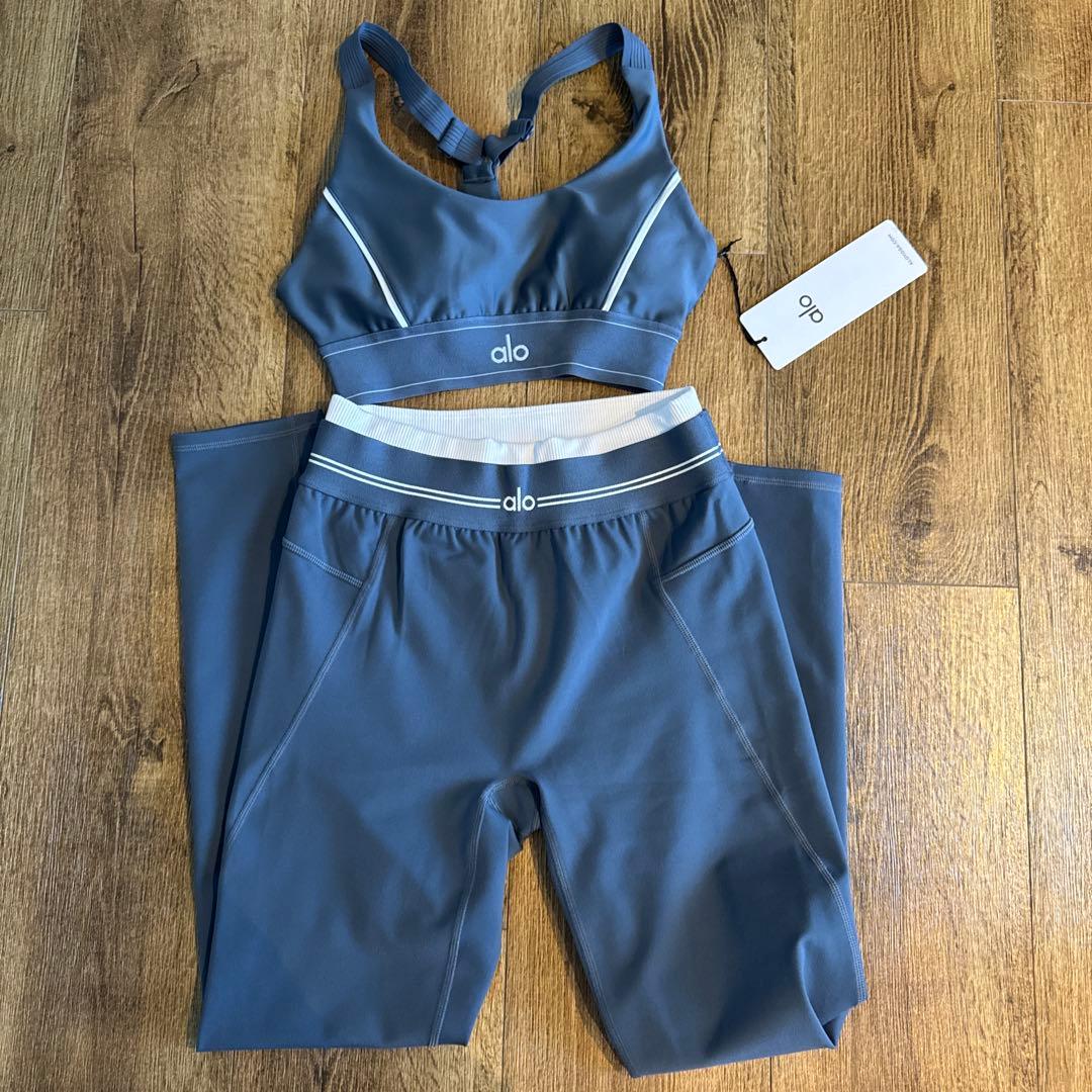 alo yoga スポーツブラとレギンスセット グレー