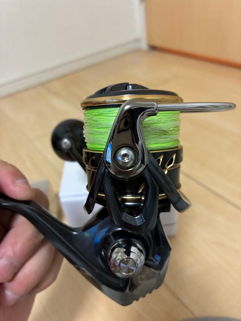 22CALDIA SW 4000D-CXH スピニングリール