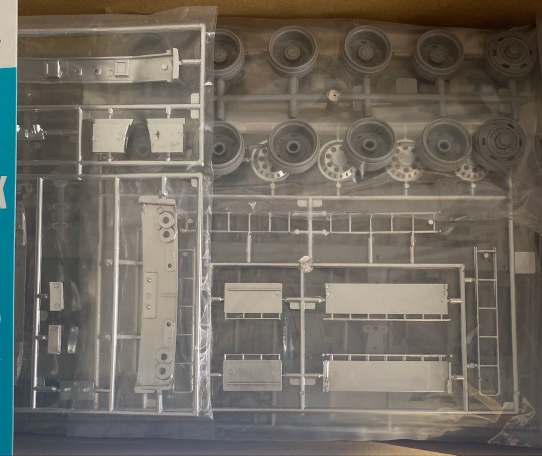 ミツワ　モデル　1/24 日野　スーパードルフィン　ダンプ　トラック