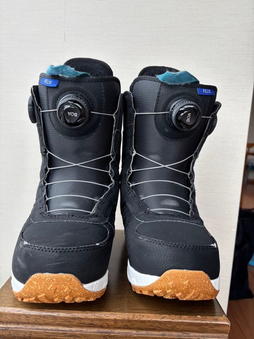 24cm Burton Women's Felix BOA スノーボードブーツ