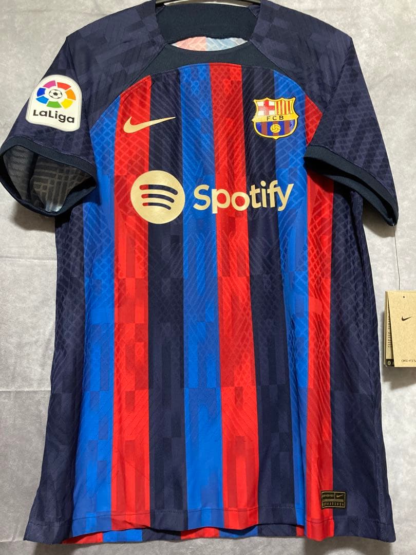 【正規品】ブスケツ　バルセロナ　22/23ホームオーセンティック