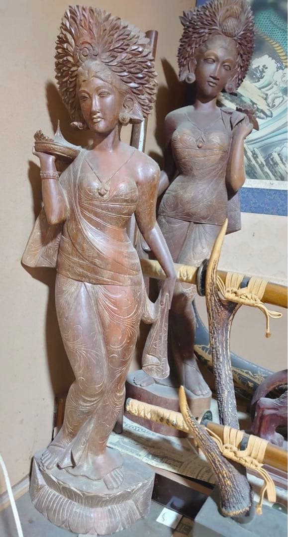 2体　インドネシア　バリ島　木彫り人形（特大）