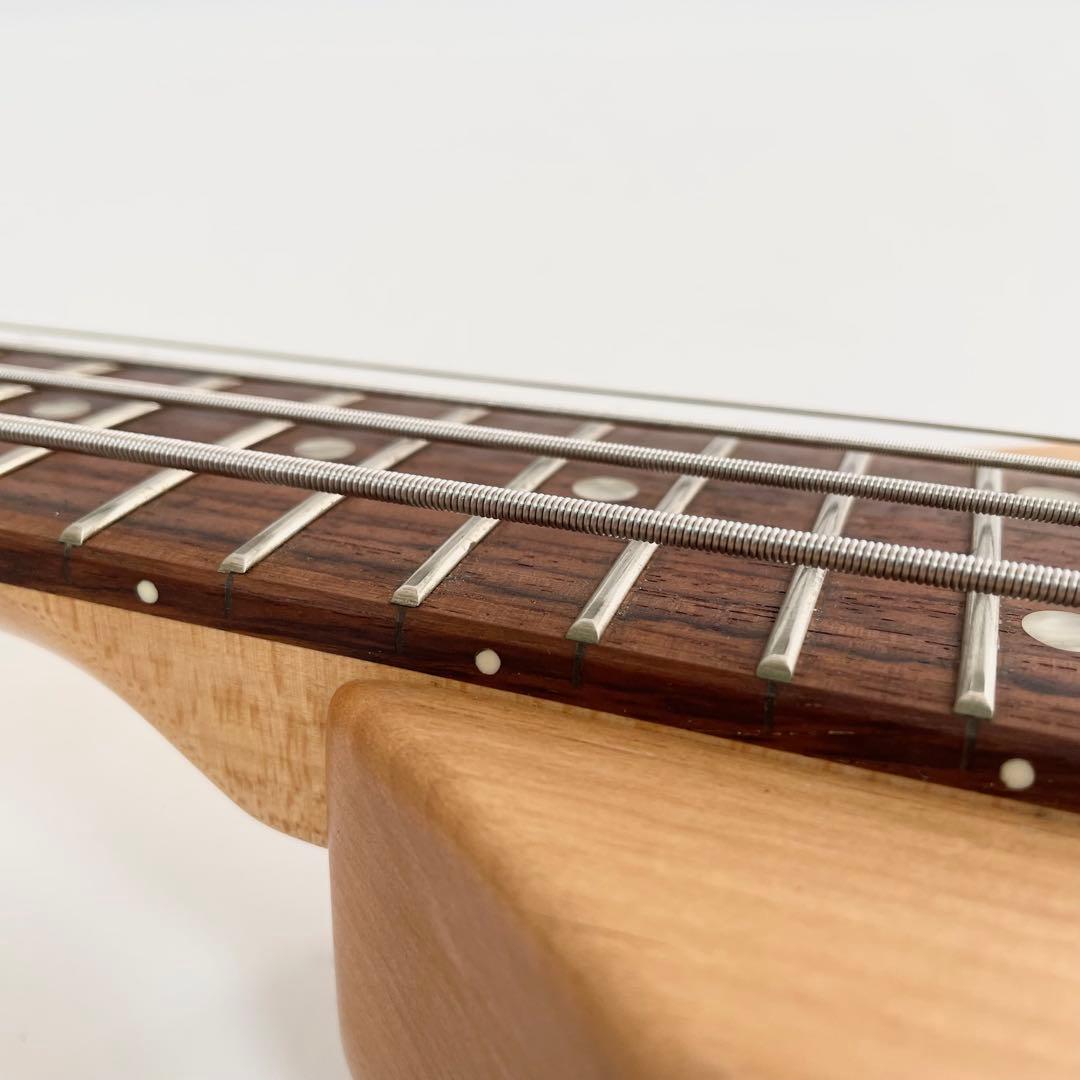 【美品】Traveler Guitar escape ヘッドレスベース