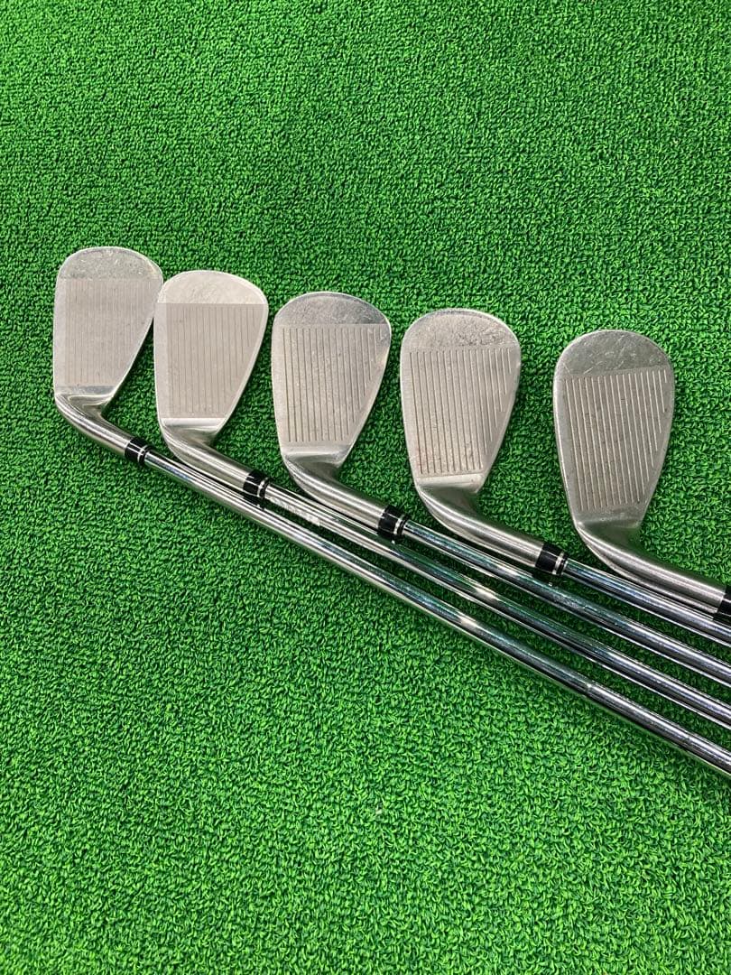 ゼクシオ12アイアン5本セット 6-7-8-9-P スチールS