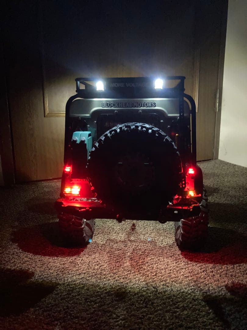 トラクサス　trx4 ディフェンダー　カスタム　 ※送受信機レス