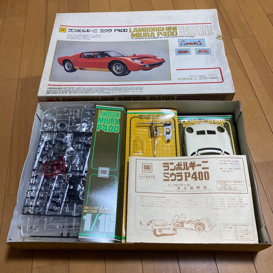 ランボルギーニ　ミウラ　1/16株式会社オオタキ製　未組立