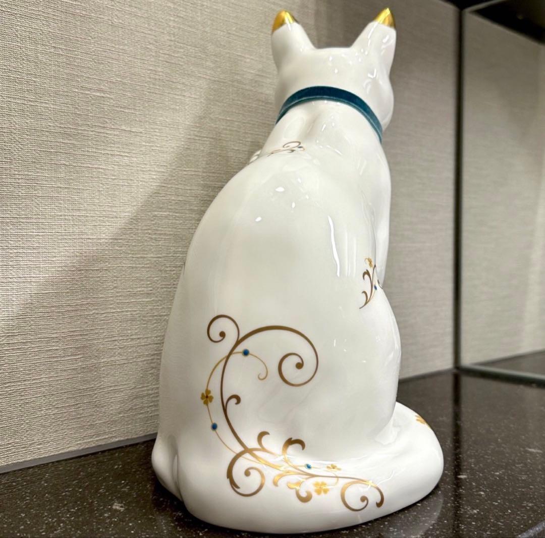 ノリタケ　置物 招き猫(大) アラベスク