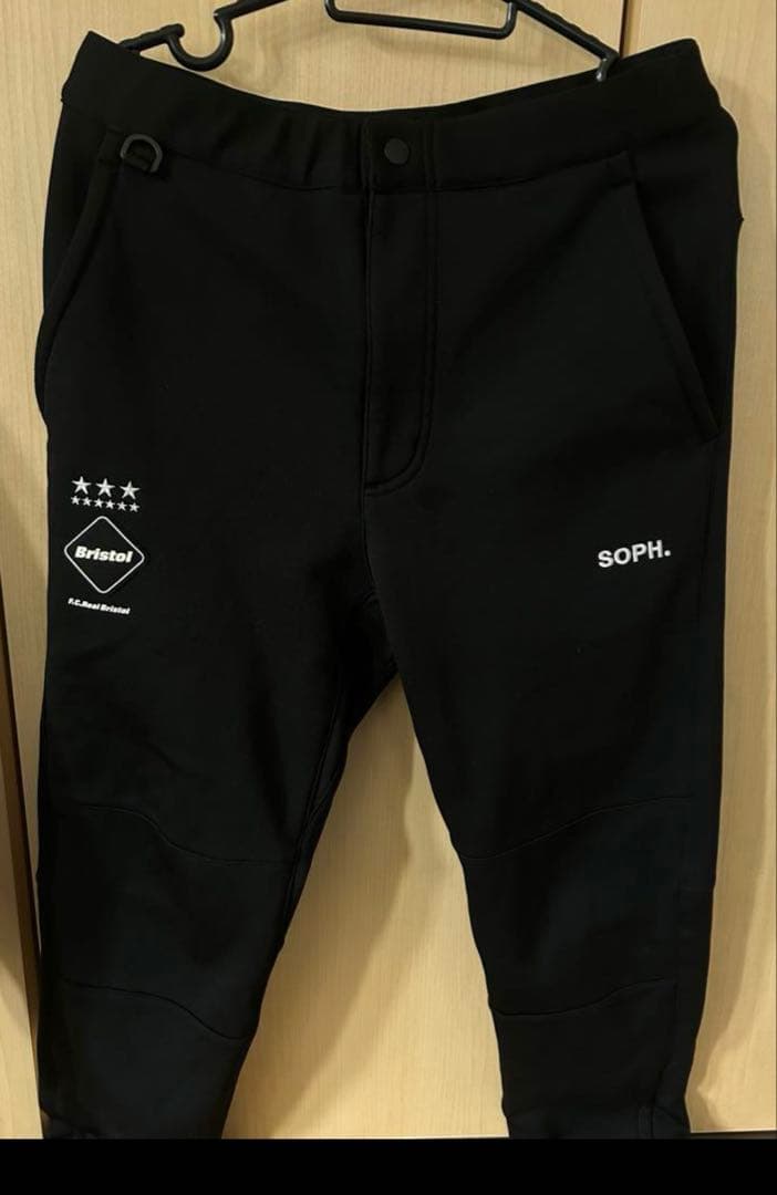 F.C.R.B ブリストル　セットアップ　サイズＳ