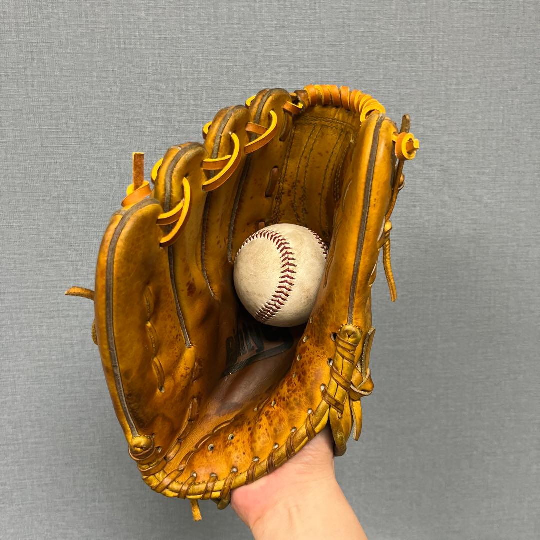 1059 E9 型抜群 即戦力 硬式 投手用グローブ 左投げ