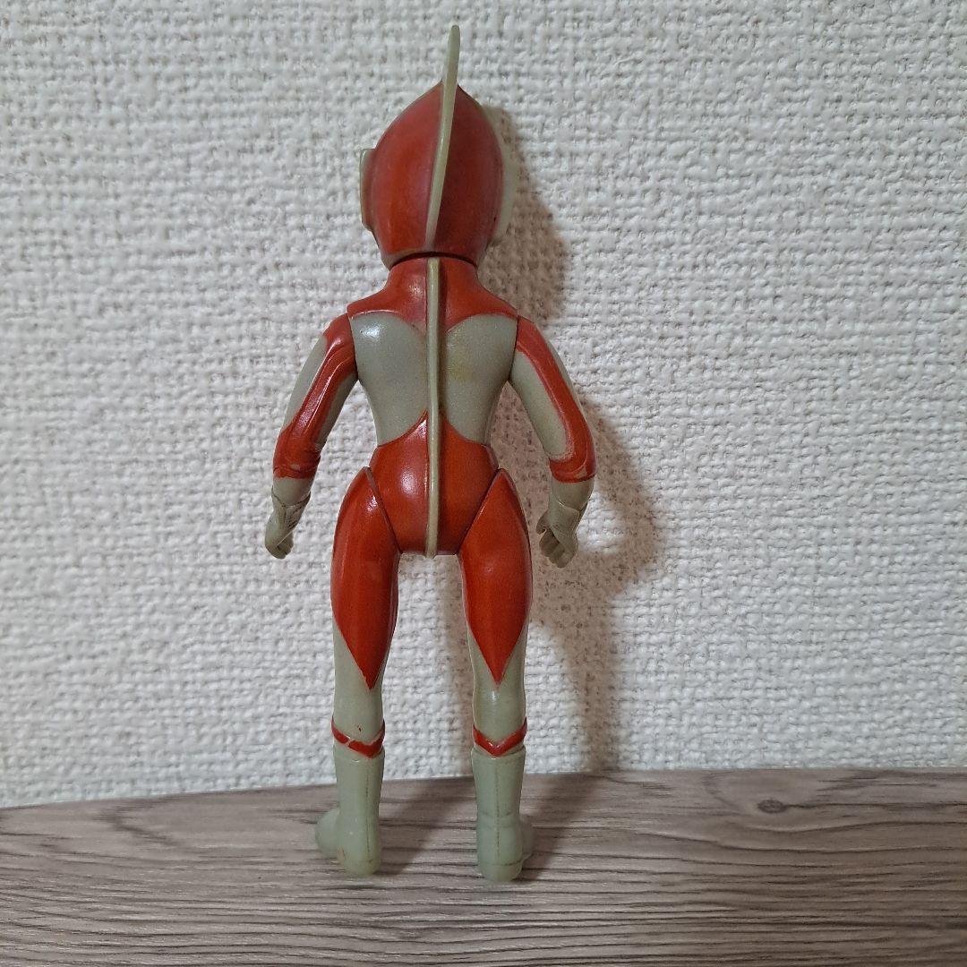 ソフビ　帰ってきたウルトラマン　無版権　刻印なし　パチ　ミドルサイズ