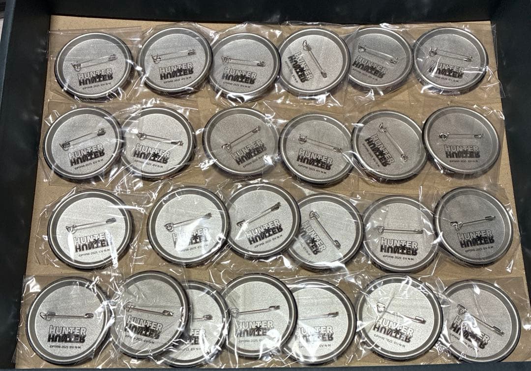 HUNTER×HUNTER 彫金シリーズ　中国　シャルナーク　缶バッジ　セット