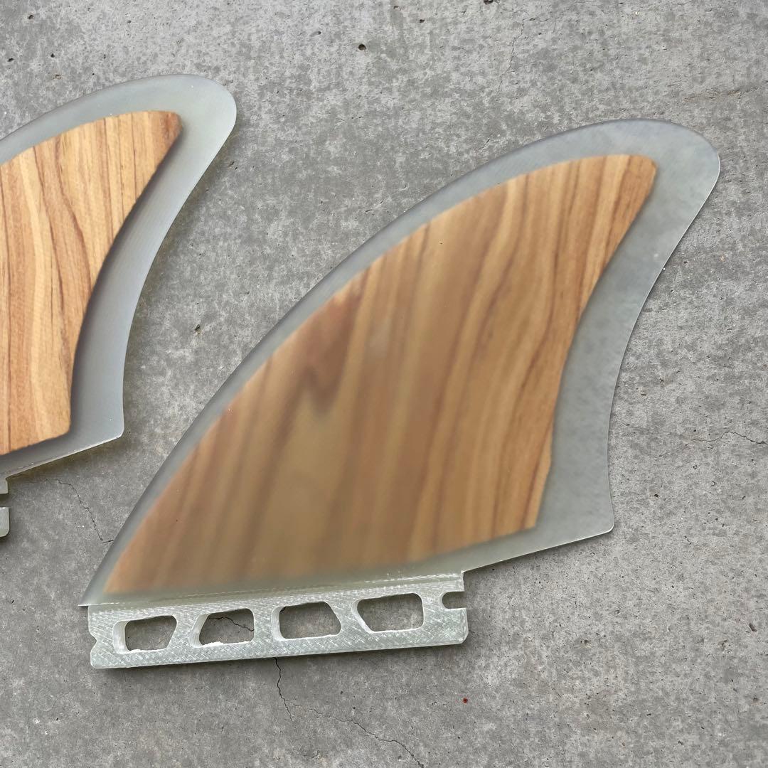 キールフィン　サーフィン　フューチャー　Futures フィッシュ　ツイン