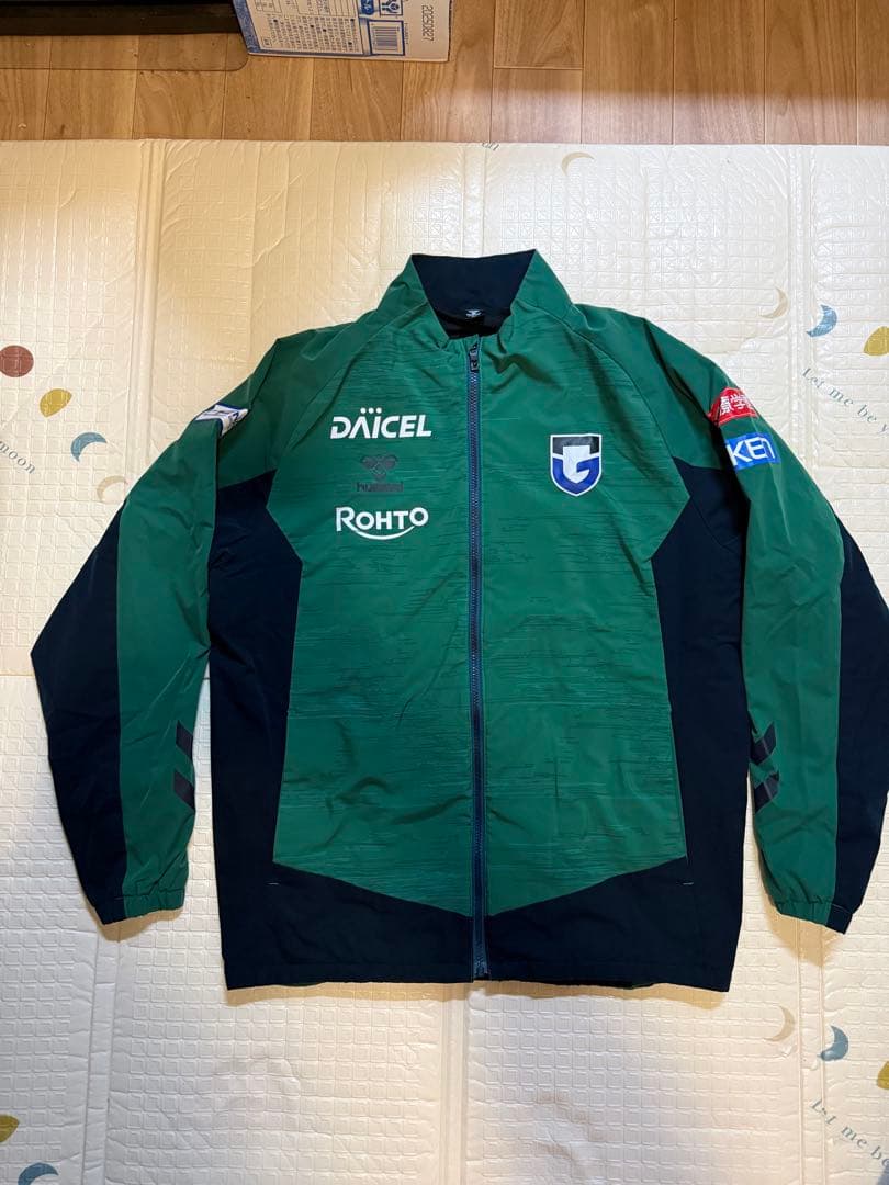 ガンバ大阪　ウォーマー　ヒュンメル　支給品