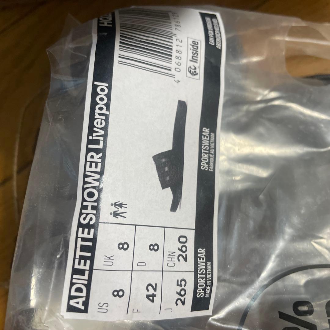 アディダス　リバプール　サンダル