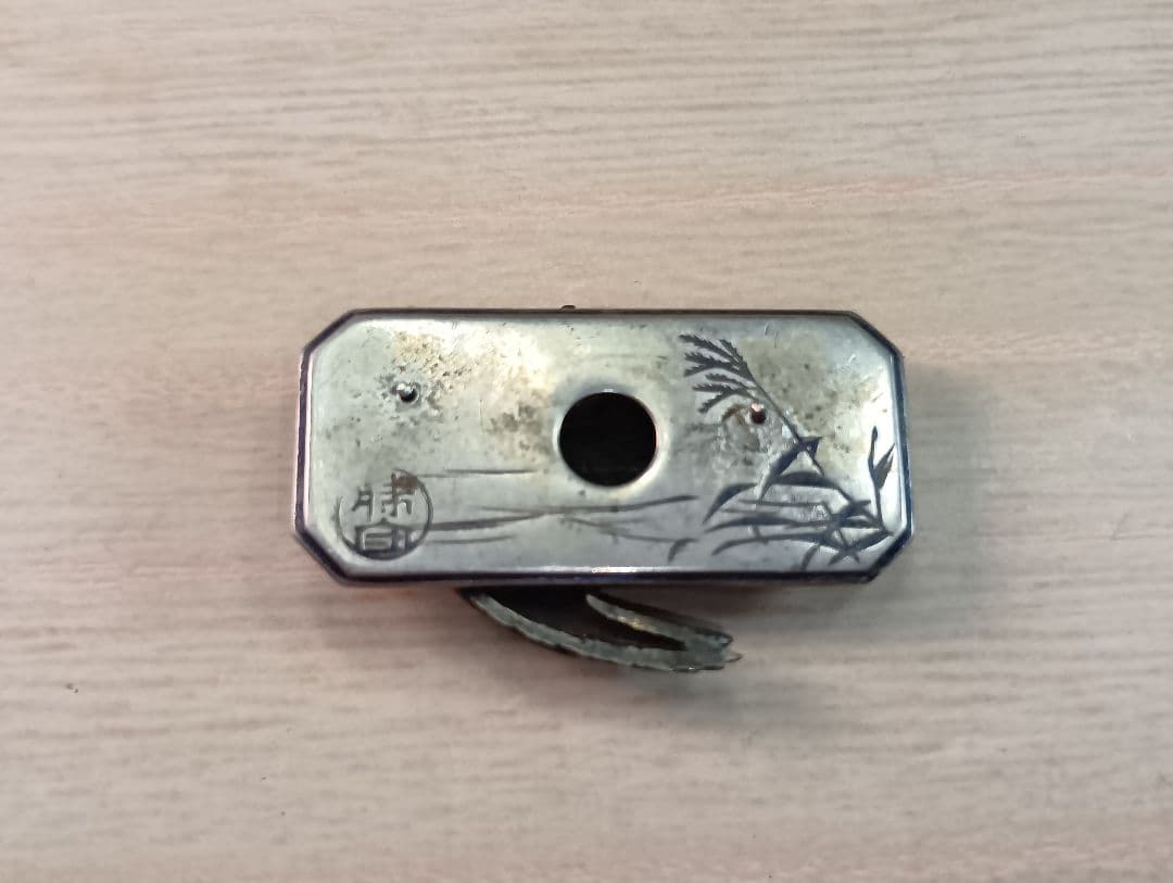 煙草入れ／超絶技巧前金具／鷹図