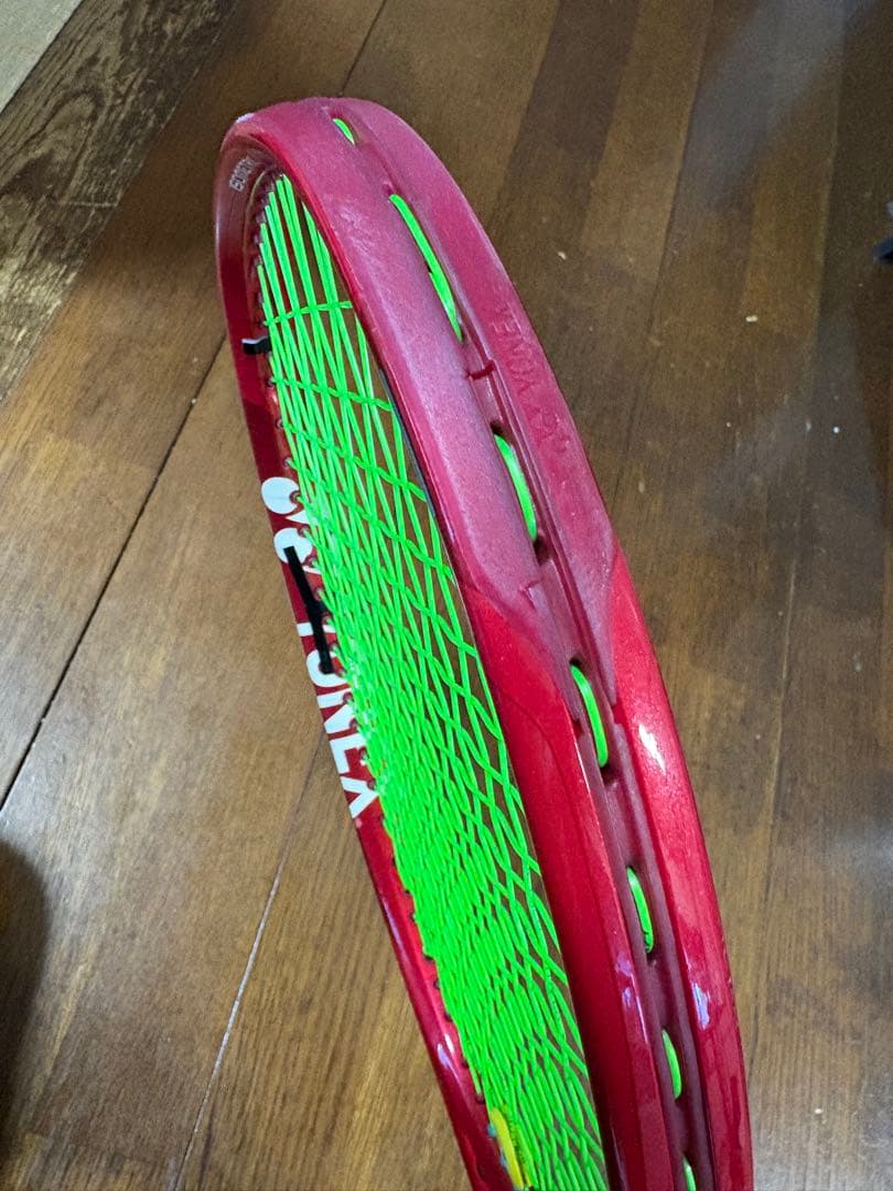 ブイコア98 2026年モデル 重さ305g グリップサイズ2