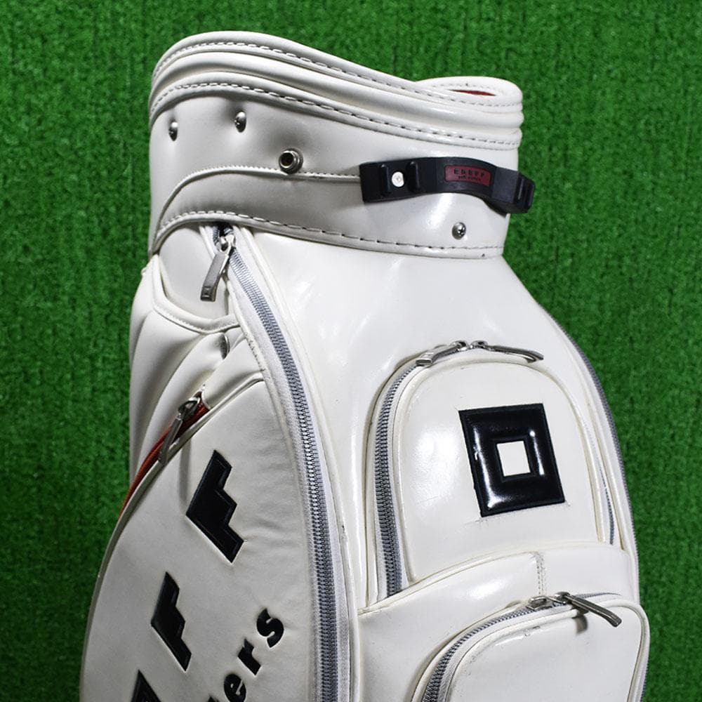 ONOFF/オノフ ゴルフ キャディバッグ９型【ホワイト】中古！