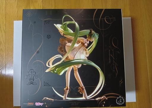 【新品未開封】初音ミク　フィギュア 5th Anniversary Ver.