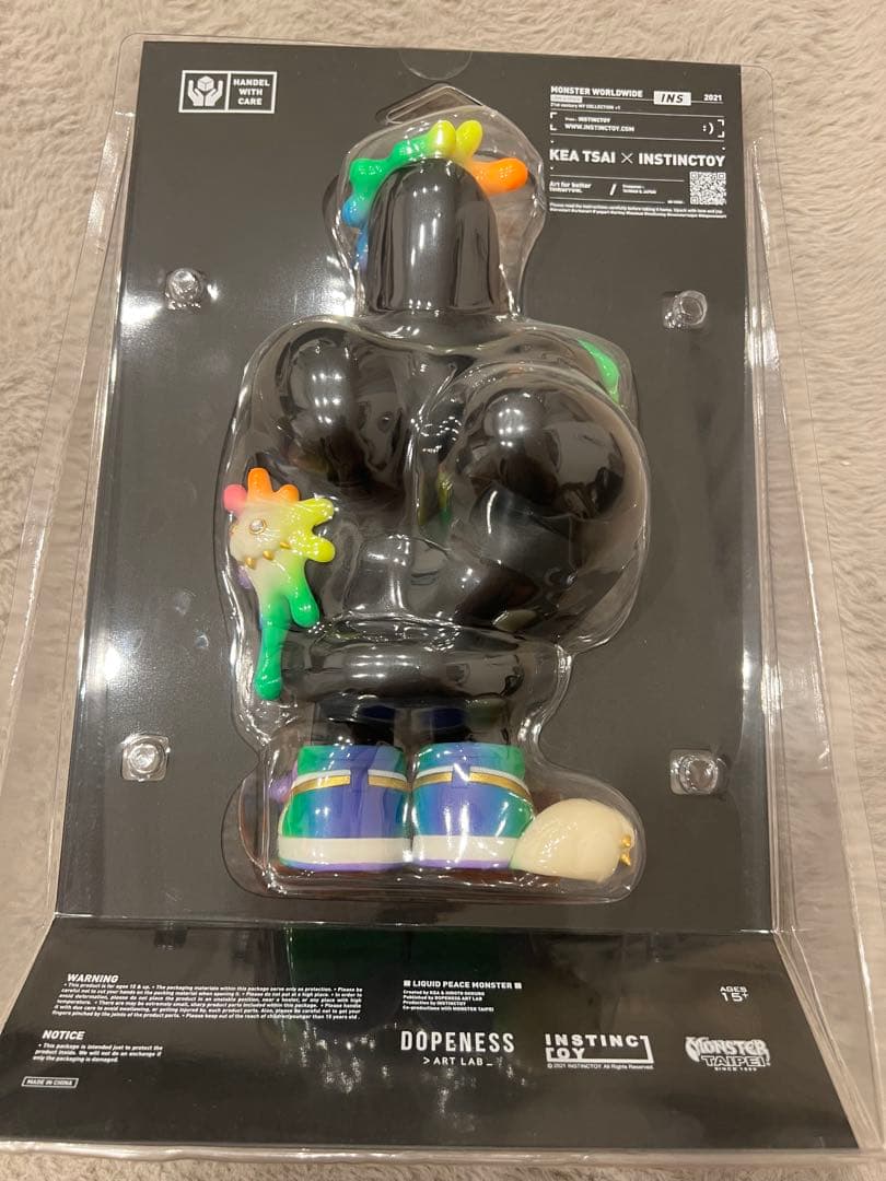 インスティングトイ　LIQUID PEACE MONSTER