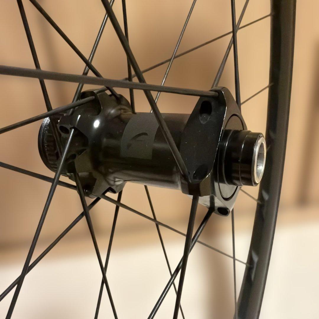 FULCRUM RACING 400DB ホィール タイヤ、ケース付