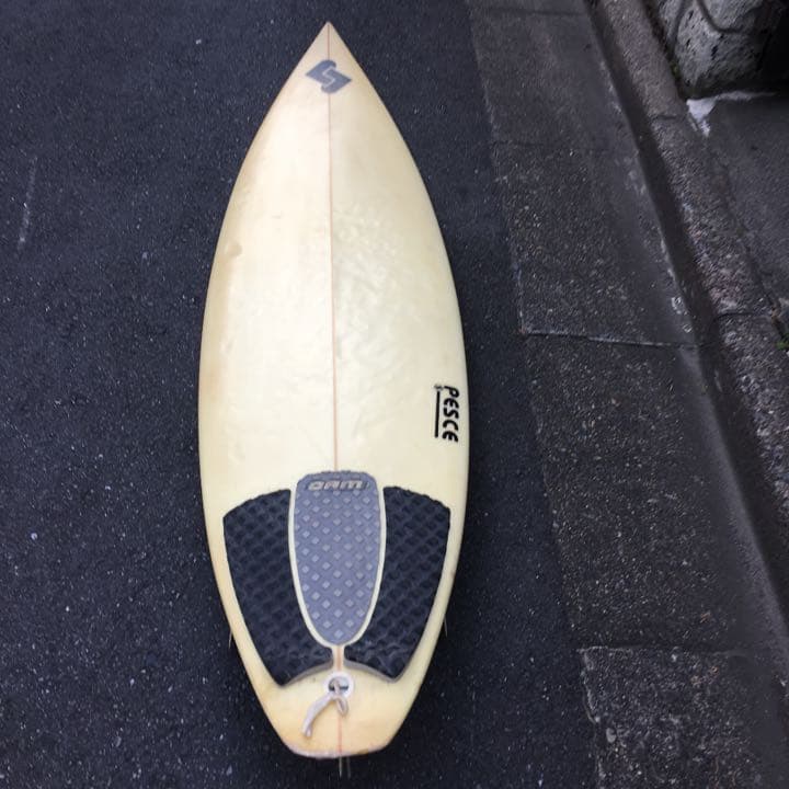 ペーシュ サーフボードフィン付き