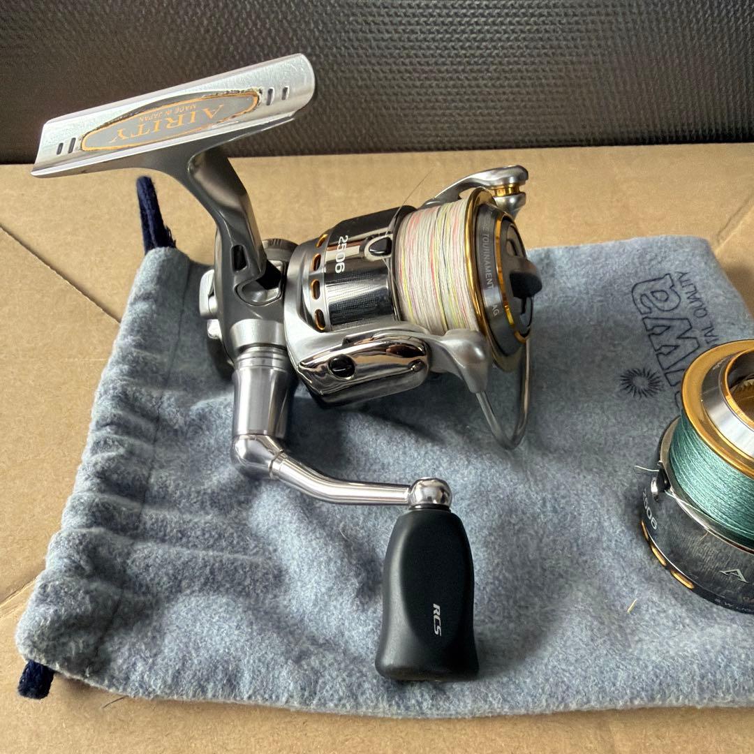 Daiwa　AIRITY 2506 スピニングリール 予備スプール付き