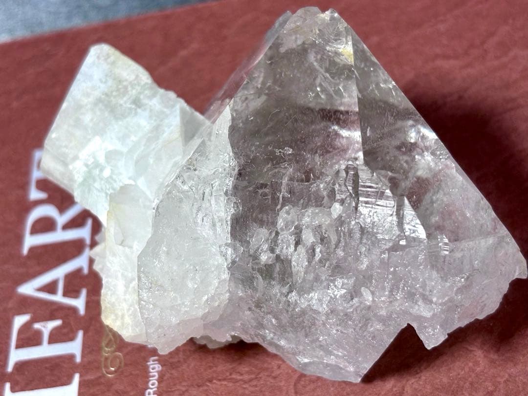 【超希少】天然ヒマラヤ水晶 (K2の麓スカルドゥ産)パキスタン産 ビソライト
