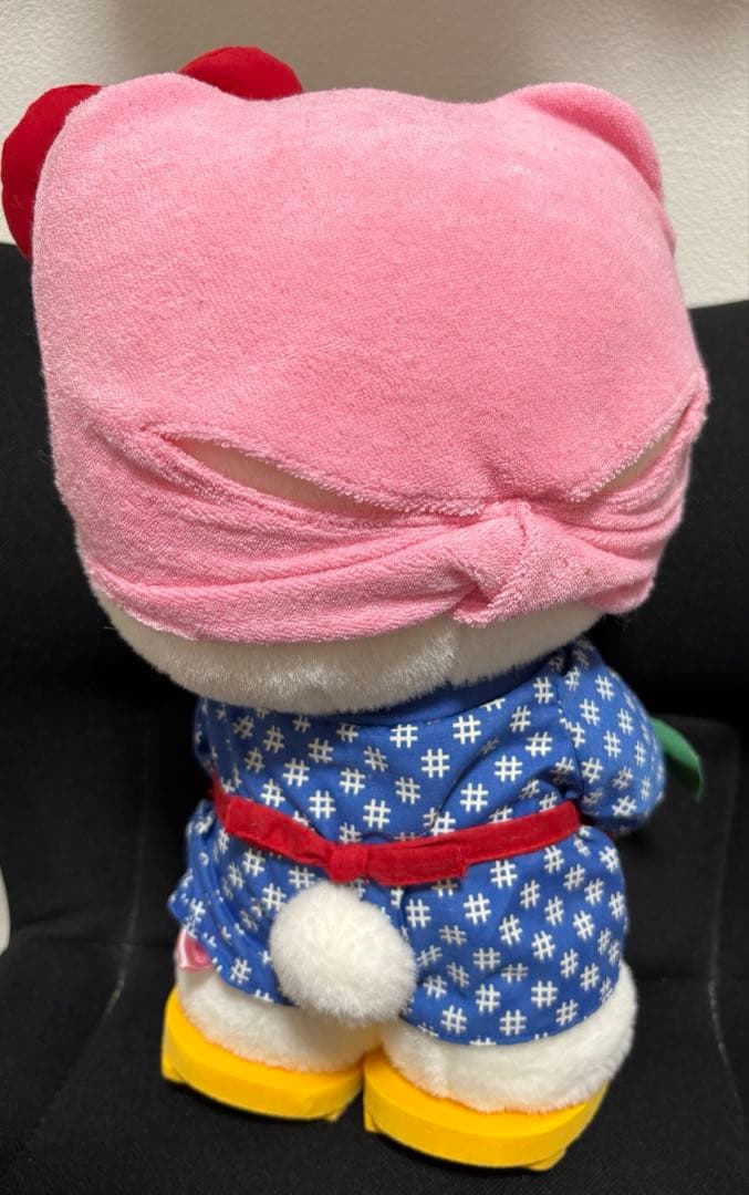ご当地キティ　鹿児島限定　超レアなお品　ハローキティ　ぬいぐるみ　Lサイズ