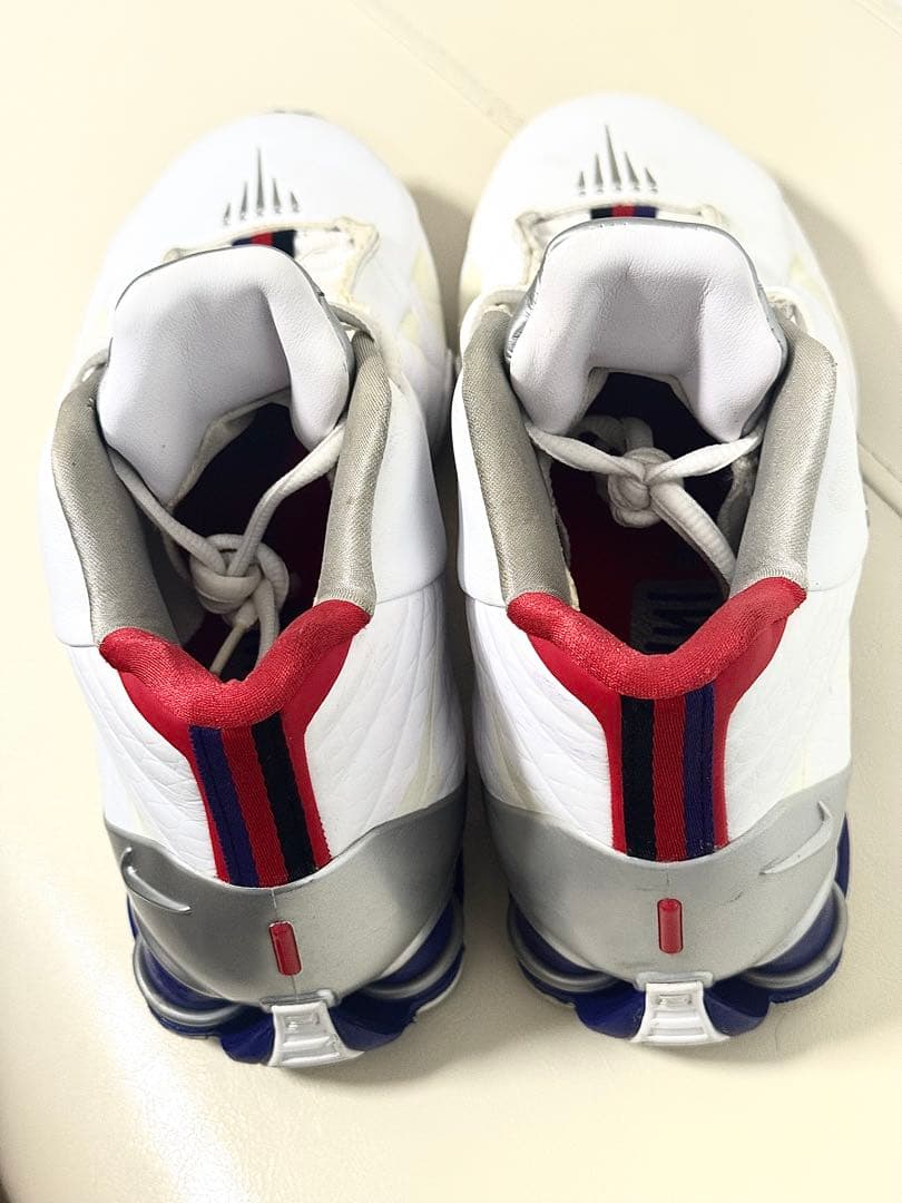 値引き不可　NIKE Shox BB4 27cm ナイキ ショックス　ラプターズ