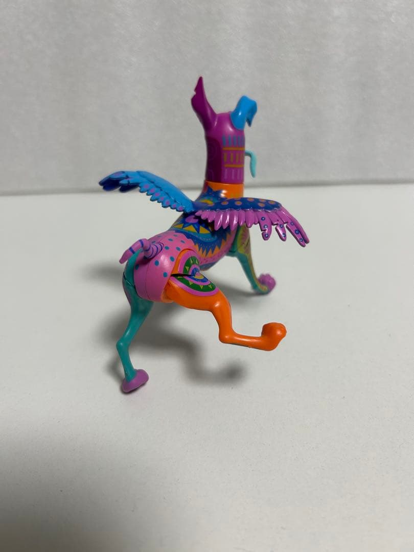 ディズニー　ピクサー　リメンバーミー　ダンテ　アレブリヘ　可動式フィギュア