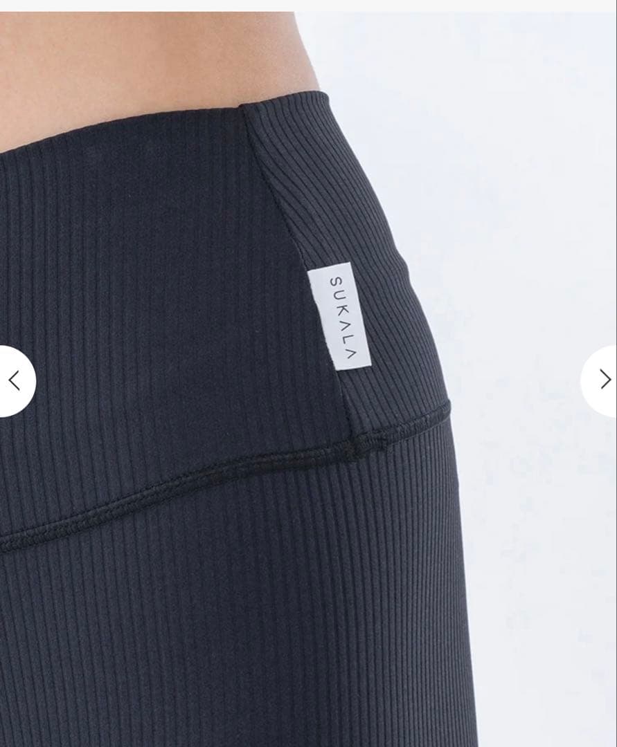 【SUKALA】カップ付きスクープドネックTee＆レギンスセットアップ