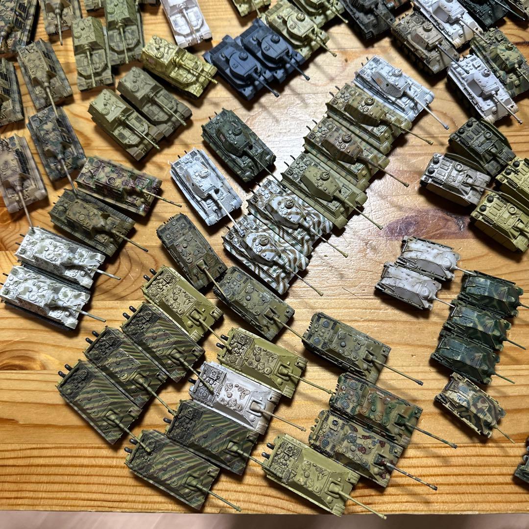1/144 戦車　自走砲　突撃砲　フィギュア