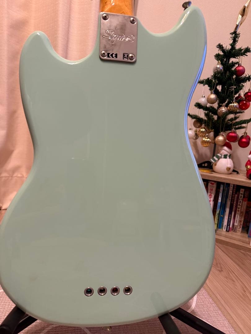 ベース squire classic vibe 60s mustang bass