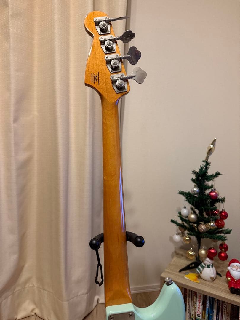 ベース squire classic vibe 60s mustang bass