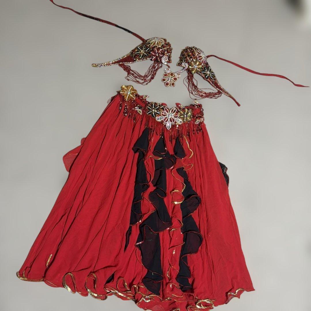 赤と黒のベリーダンスセットアップ