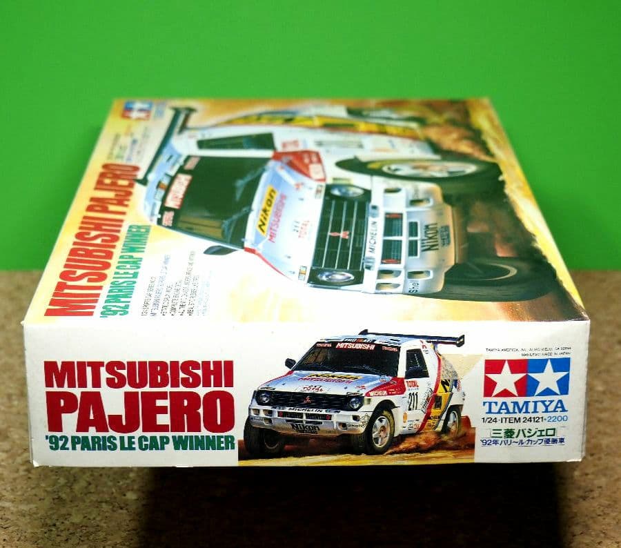 タミヤ★★1/24スケール★★三菱パジェロ★★ラリー優勝モデル★★プラモデル