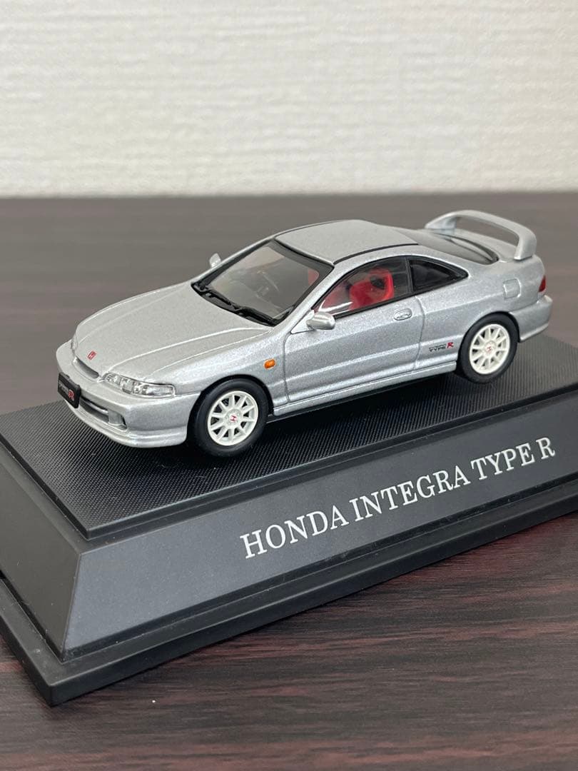 エブロ1/43 ホンダ インテグラ タイプR 2台セット