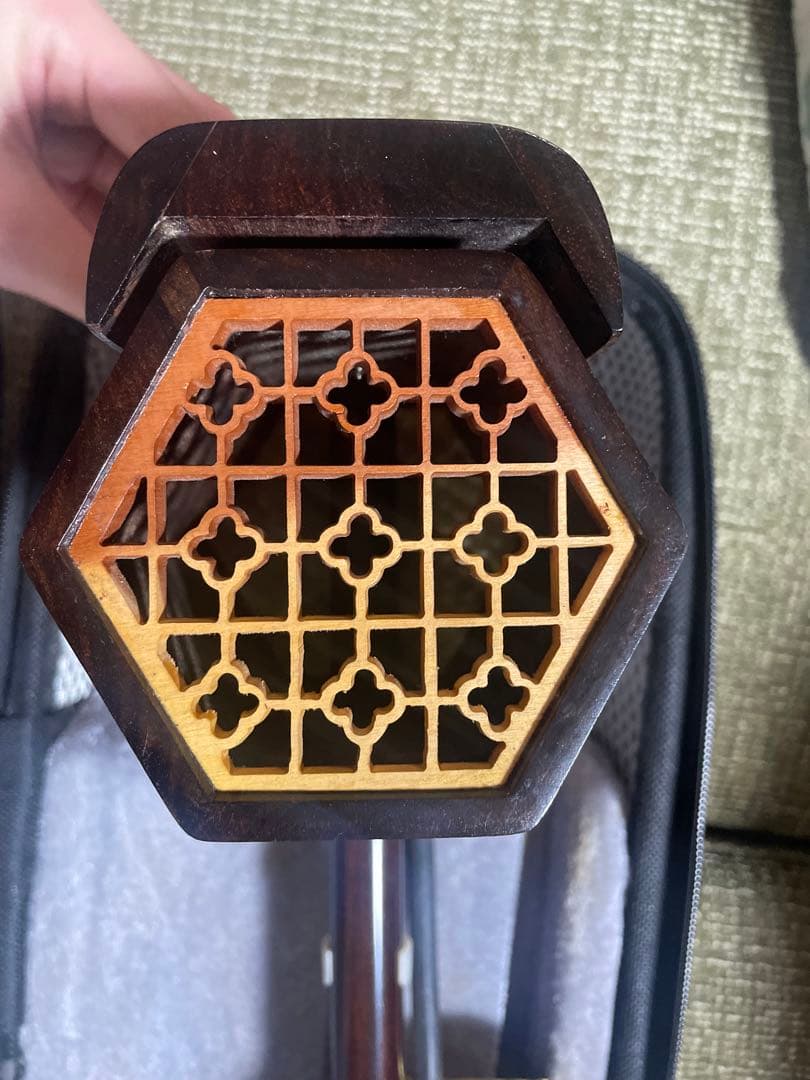 二胡 ケース付き （チャック破損）