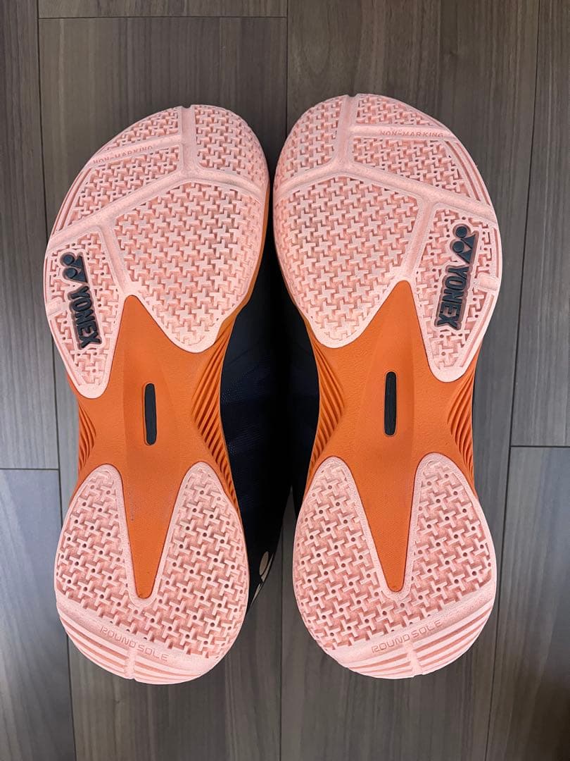 バドミントンシューズ　ヨネックス　コンフォートZ 28cm【箱付き】