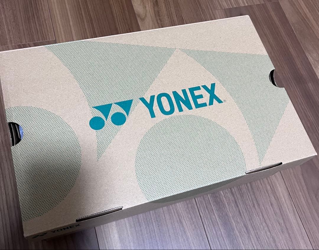 バドミントンシューズ　ヨネックス　コンフォートZ 28cm【箱付き】