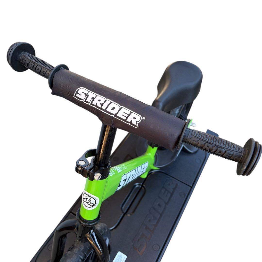【極美品】STRIDER ストライダー 12インチ グリーン ロッキングベース付