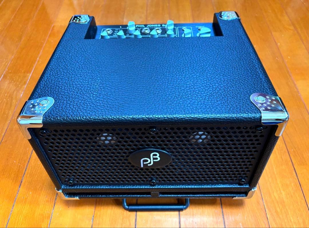 HERO　Phil Jones Bass Cub Proベースアンプ