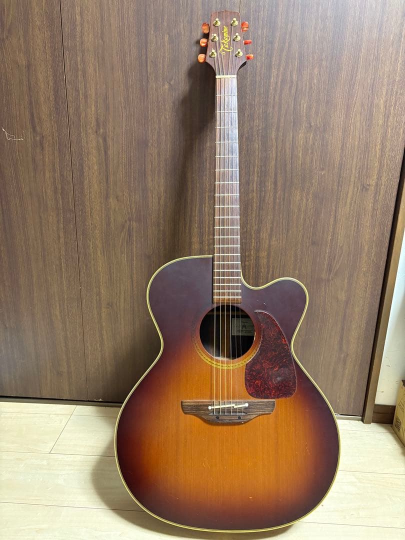 タカミネ　アコースティックギター　NPT-012BS