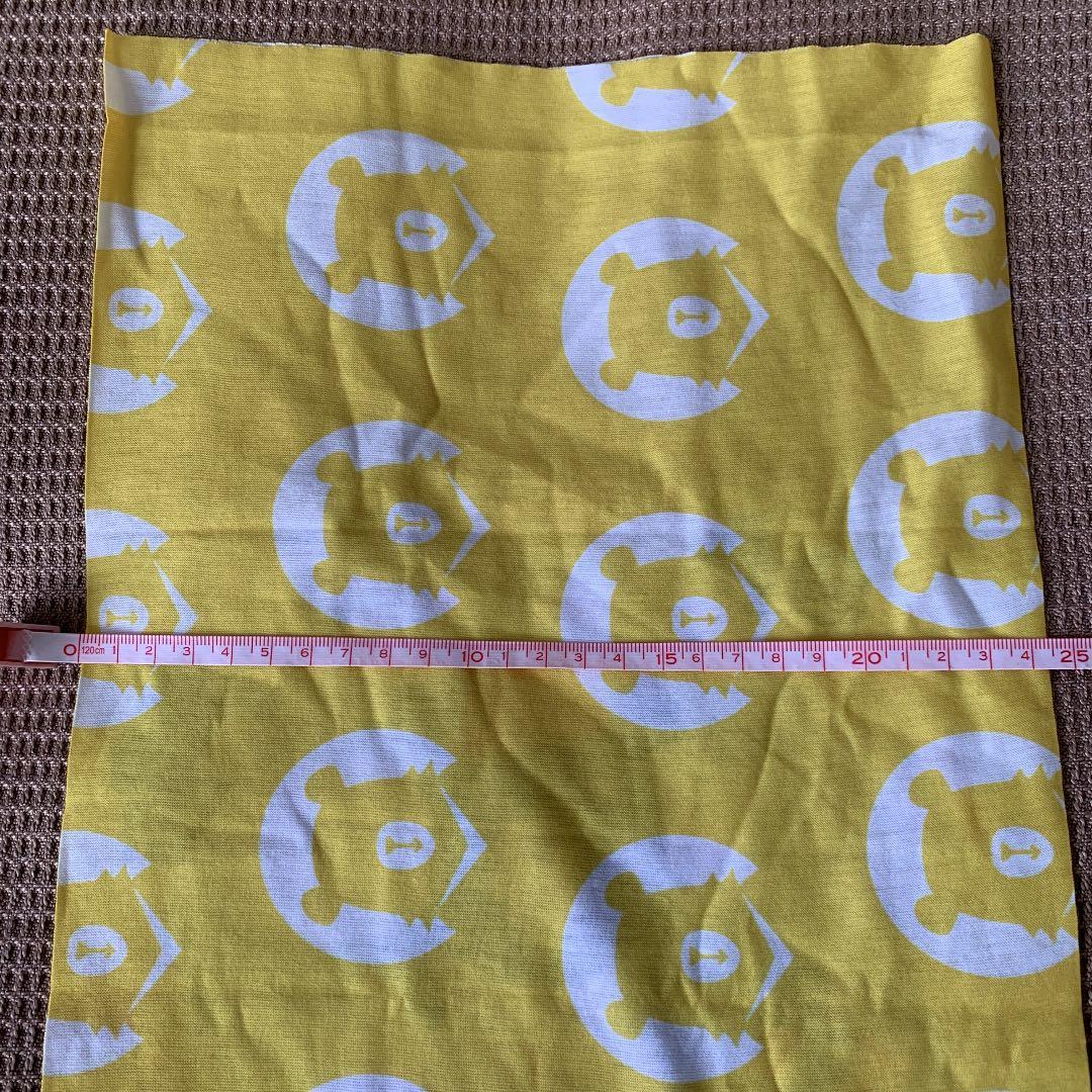 台湾　交通部観光局　首までマスク