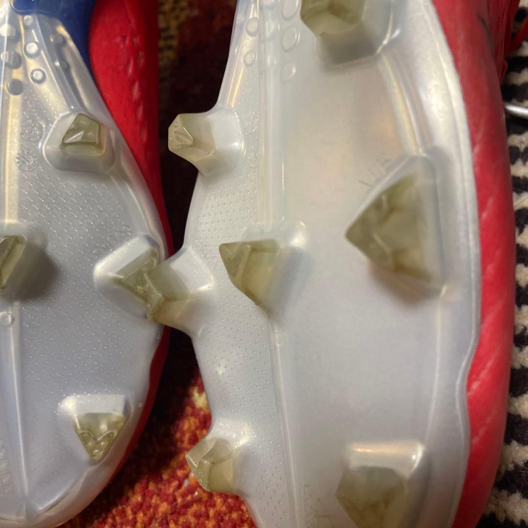 岩崎 悠人選手サイン入り アディダス エックス 18.1 FG/AG(レッド)