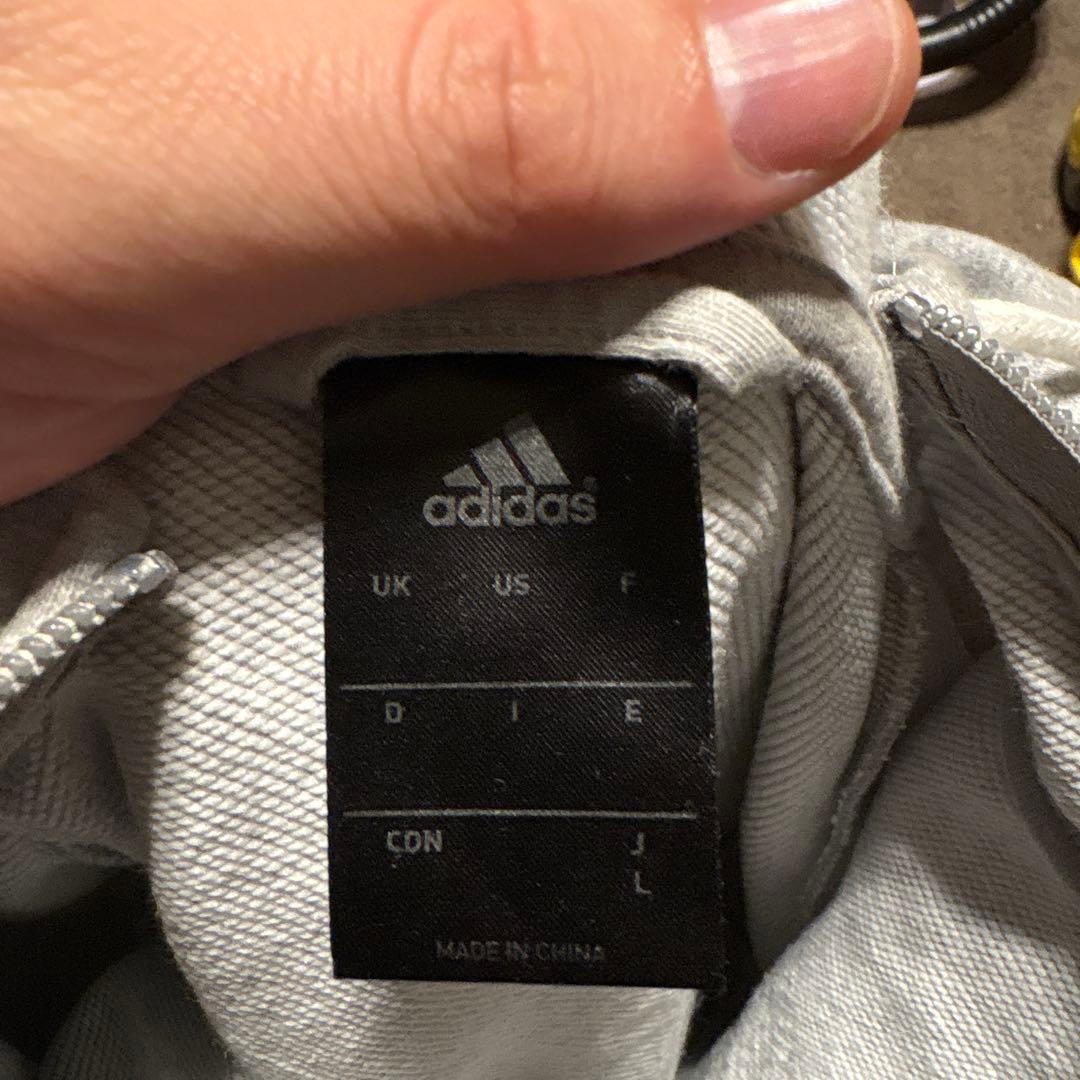 山田哲人着用モデル　adidas 半袖　上下　スウェット