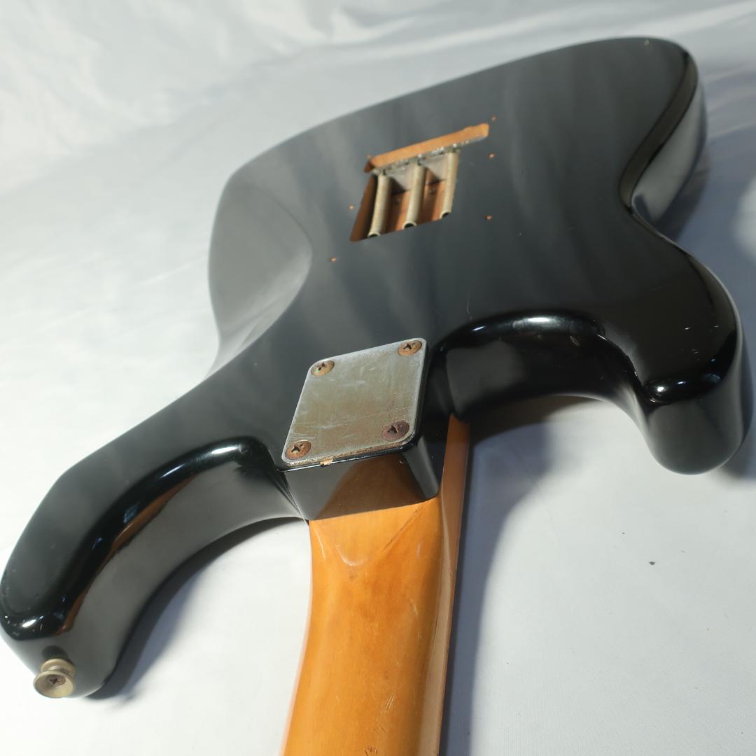 Heerby EXCELLENT-TYPE1000 エレキギター ハードケース付