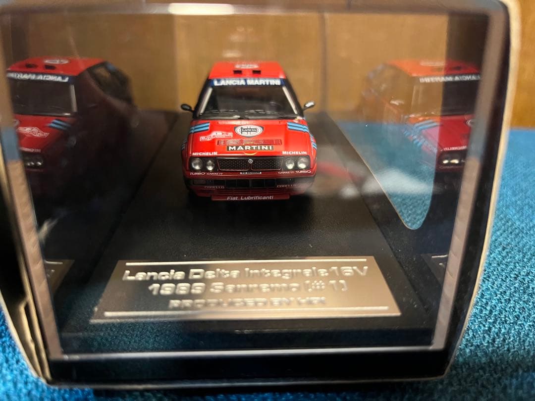自動車 1/43 Lancia Delta Integrale 16V 1989