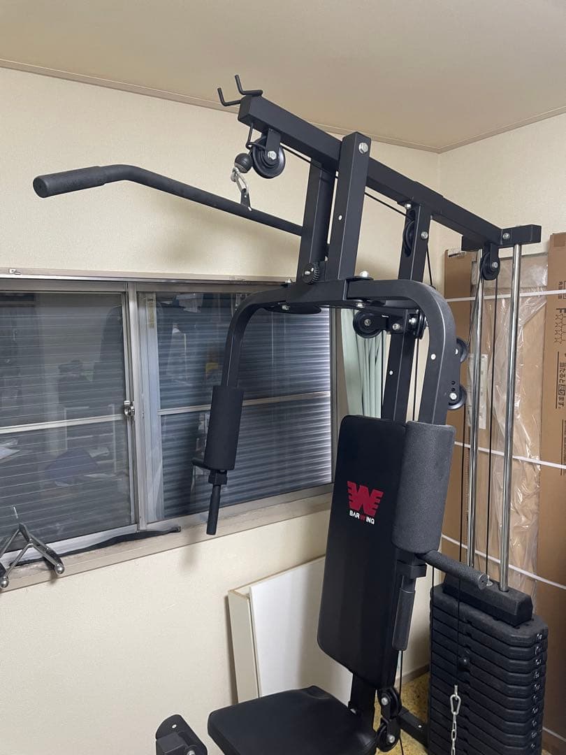 W ウェイトトレーニングマシン